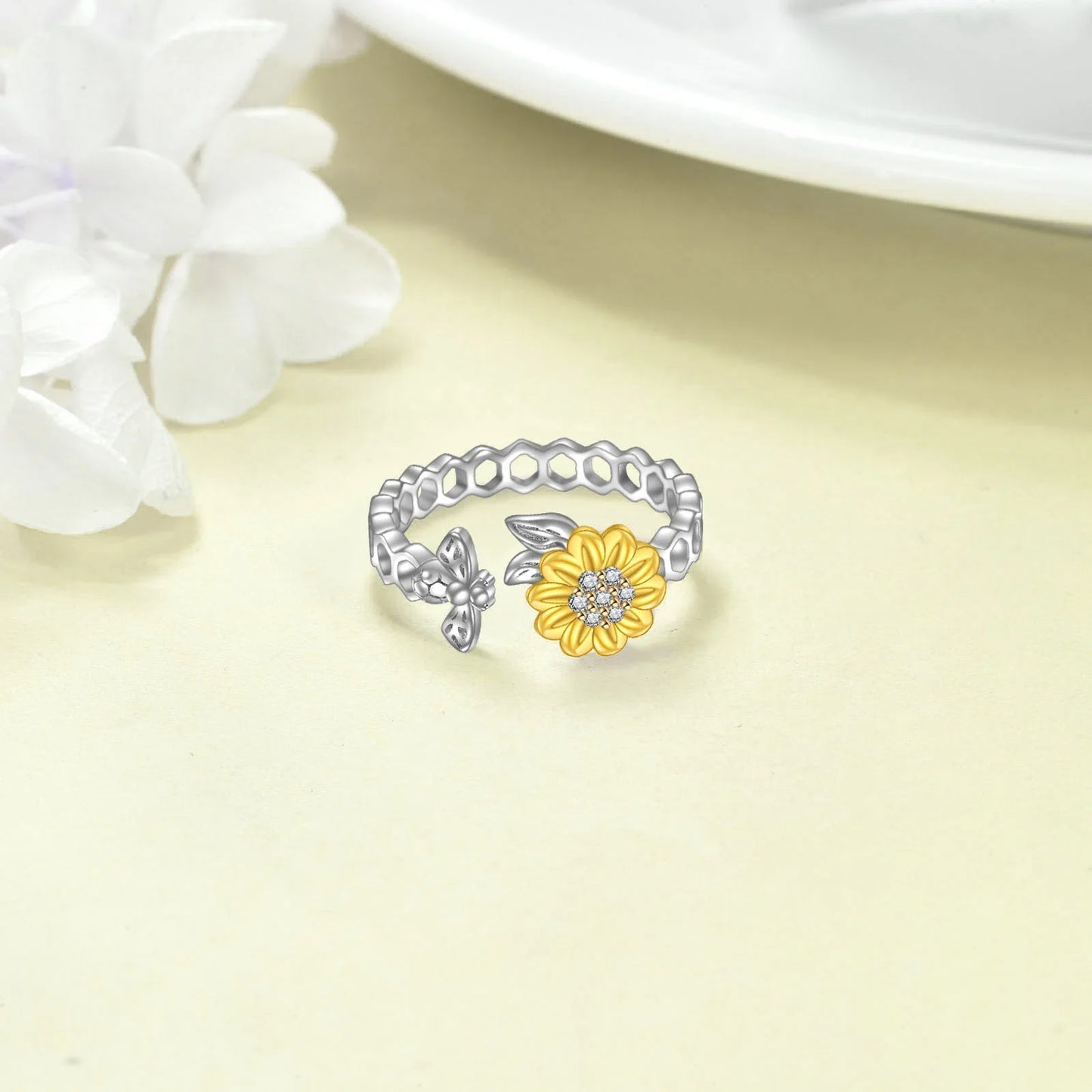 Elegant Sterling Silver Sunflower Bee Open Adjustable Ring